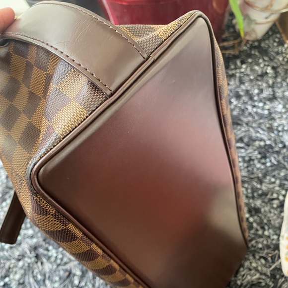 Louis Vuitton Damier Ebene Canvas Chelsea Bag - Picture 2 of 13